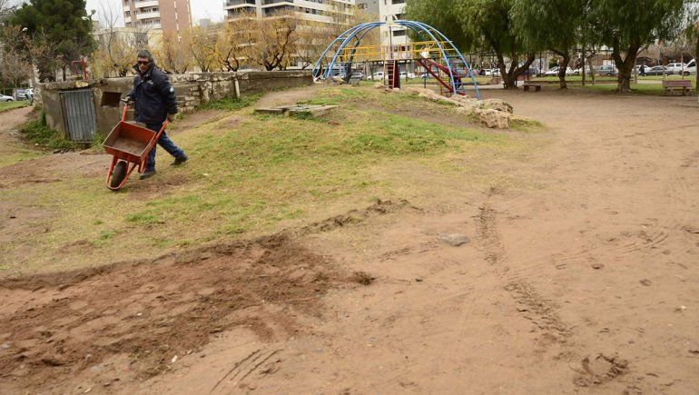 Hasta diciembre les dan trabajo a 61 vecinos placeros