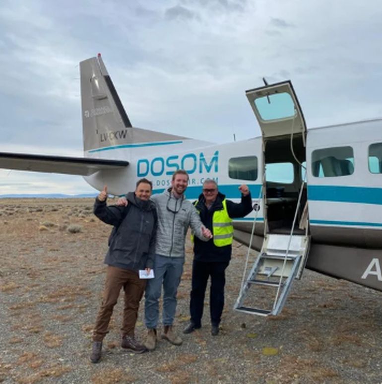 Dosom Air es una aerolínea de turismo boutique en Chubut. Dosom Air es una aerolínea de turismo boutique en Chubut.