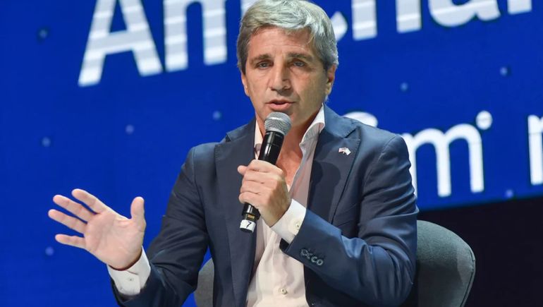 Luis Caputo quiere un peso fuerte. Luis Caputo quiere un peso fuerte.