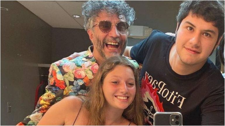 El baile de Fito Páez y sus hijos adolescentes que se volvió viral