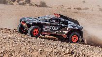 Audi presentó un auto híbrido en el Dakar 2022