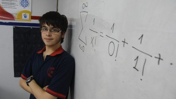 Gabriel Sac Himelfarb estudia en el ITC y su objetivo es especializarse en la teoría de números. Pascual Gualtieri, del Colegio Don Bosco, asegura que sus compañeros siempre le piden ayuda. &nbsp;
