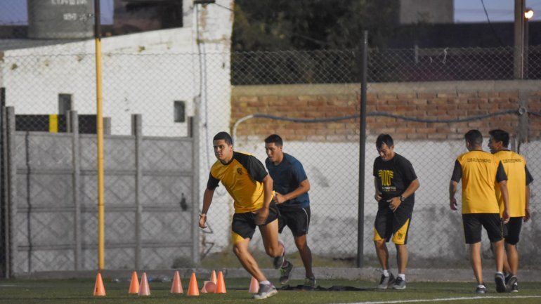El Decano quiere sorprender y meterse en la segunda fase.