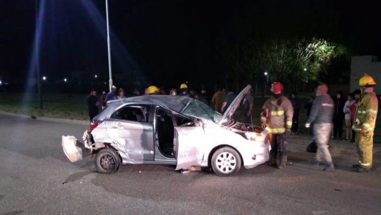 Choque y vuelco en la ex Ruta 22: tres heridos
