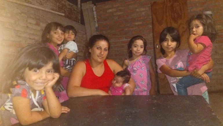 San Juan: tuvo a su séptima hija y quiere que el Presidente sea el padrino