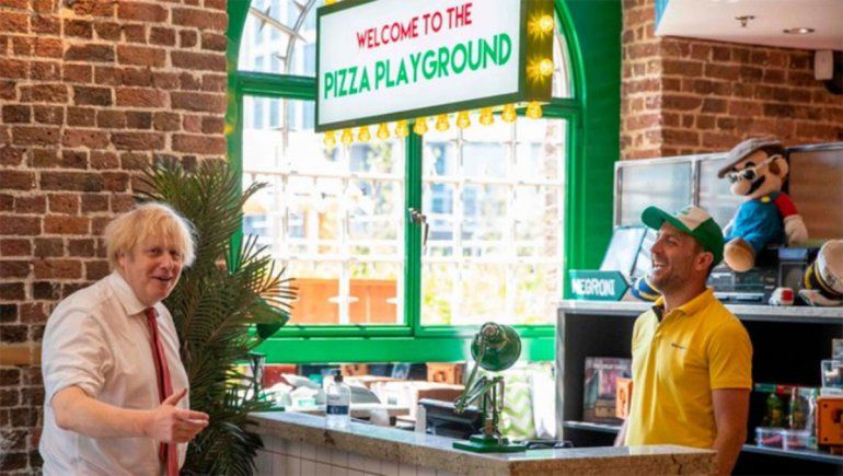 Pide a los británicos que adelgacen para enfrentar la segunda ola