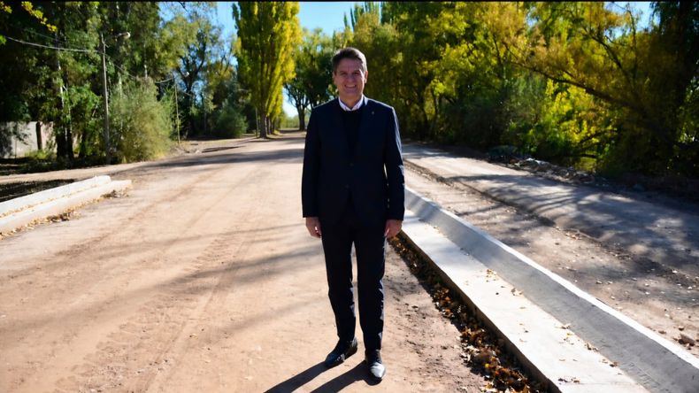 Neuquén diversifica su economía con el turismo y conocimiento como motores del desarrollo. | LM Neuquen Neuquén diversifica su economía con el turismo y conocimiento como motores del desarrollo.