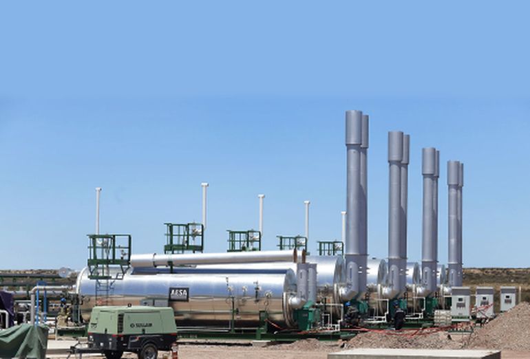 Pan American Energy invirtió u$s 75 millones en Lindero Atravesado para incrementar su producción de crudo. Pan American Energy invirtió u$s 75 millones en Lindero Atravesado para incrementar su producción de crudo.