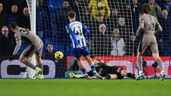 cual es el 9 de un club de inglaterra que quiere racing para ganar la libertadores cual es el 9 de un club de inglaterra que quiere racing para ganar la libertadores