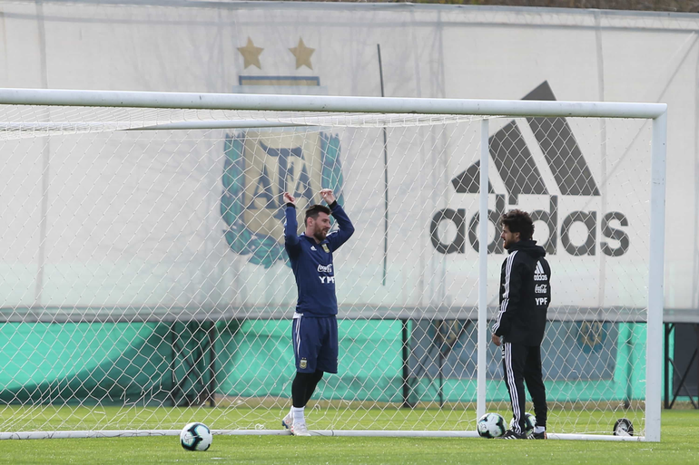 El increíble elogio de Pablo Aimar a Messi