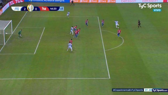 Se conocieron los audios de la polémica: el gol anulado por off side de Messi
