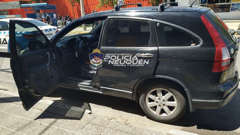 Detenido in fraganti dentro de un auto que quería robar