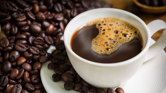 El placer de tomar café por la mañana: las 7 cosas que se deben hacer antes
