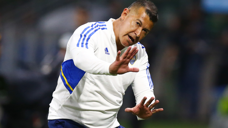 Jorge Almirón planteó bien el partido repitiendo el once titular