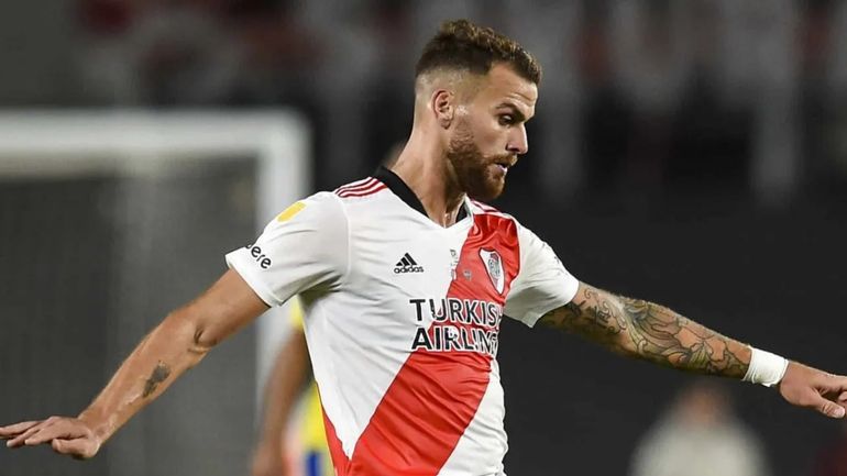 González Pirez peleado con los hinchas de River González Pirez peleado con los hinchas de River