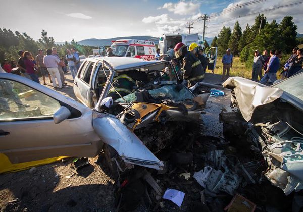 Son cuatro los muertos por el choque frontal en San Martín de los Andes