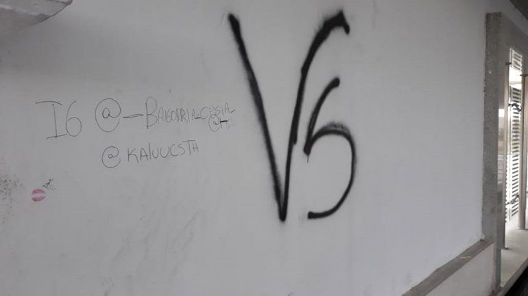 Una vez más el cenotafio de Malvinas víctima de vándalos