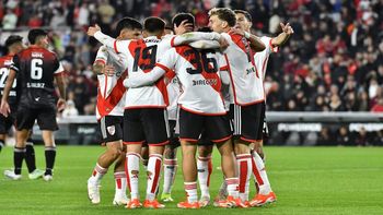 firmo: cual es el defensor de river que se va a miami para jugar con messi en inter firmo: cual es el defensor de river que se va a miami para jugar con messi en inter