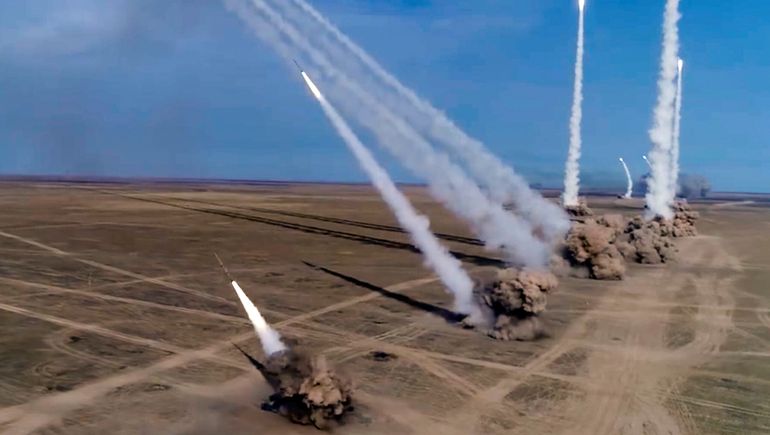 Rusia lanza ataque masivo con misiles en Ucrania