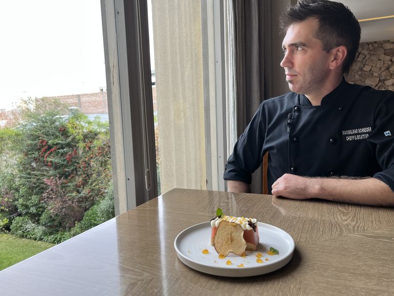 Maximiliano Schneider, chef ejecutivo del restaurante 1904 en Neuquén. Maximiliano Schneider, chef ejecutivo del restaurante 1904 en Neuquén.