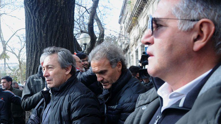 El conmovedor pedido de Ruggeri al Tata Brown frente al cajón: Cuidanos desde el cielo