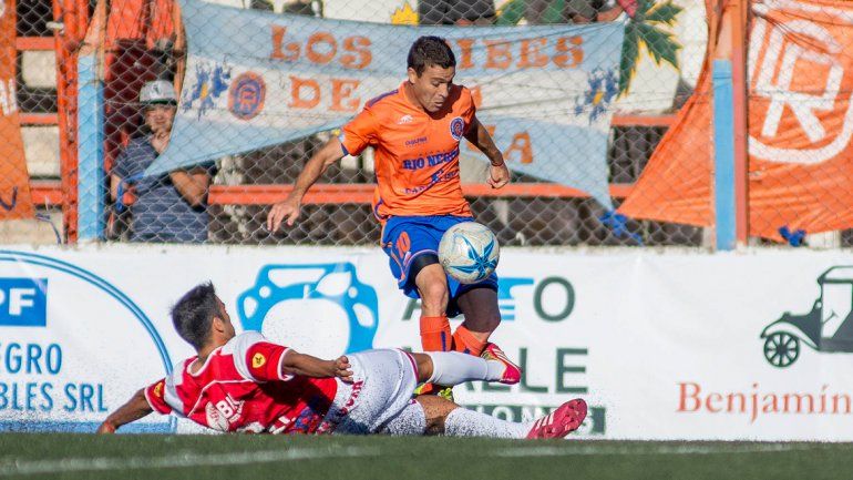 Deportivo Roca venció a Independiende de Neuquén