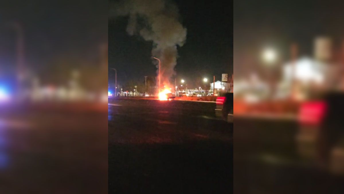 Video: así se prendió fuego una camioneta en Ruta 7