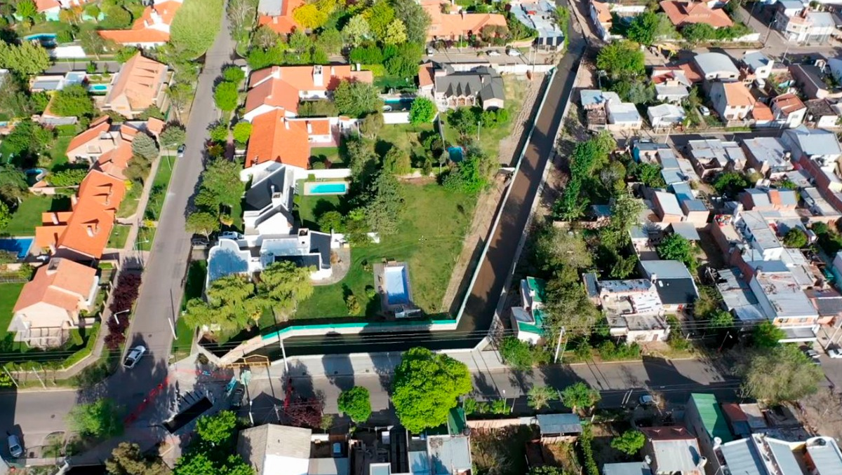Avanzan los trabajos de la tercera etapa en la obra del arroyo Durán