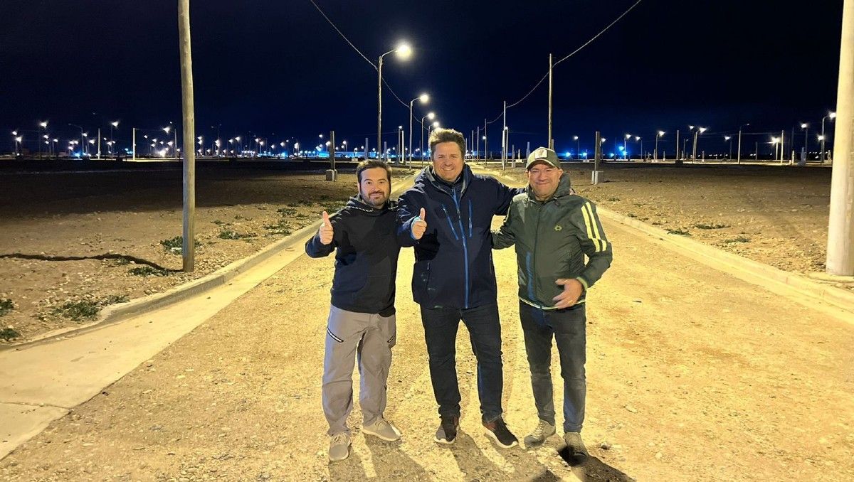 El nuevo barrio de la Meseta ya tiene servicio de alumbrado público