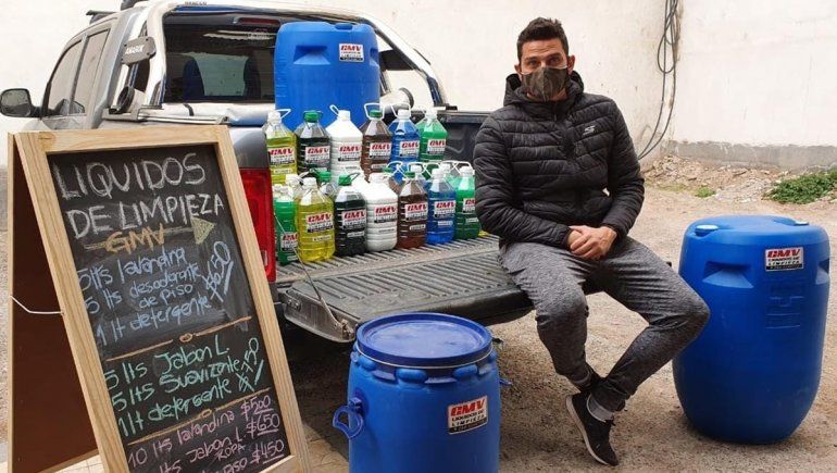 El DT que limpió a todos los rivales y esquiva a la crisis