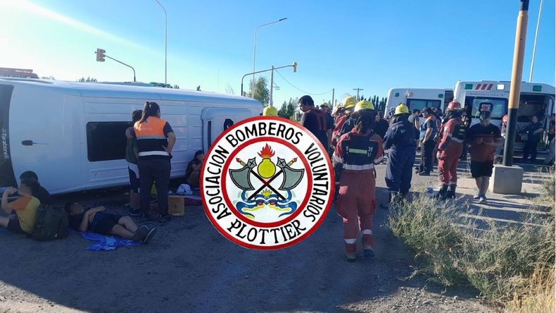 De los 21 heridos, 16 son niños que viajaban en un minibús. | LM Neuquen De los 21 heridos, 16 son niños que viajaban en un minibús.