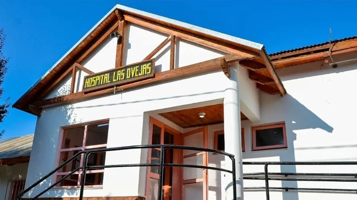 Hospital de Las Ovejas, donde fue inicialmente atendida la adolescente.