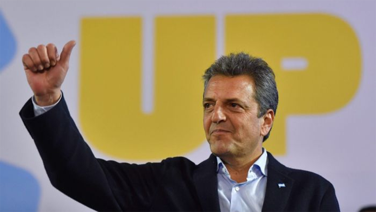 El candidato de Unión por la Patria tendrá la misión de remontar una elección difícil. Para la politóloga maría Esperanza Casullo es importante que se convierta en el El candidato de Unión por la Patria tendrá la misión de remontar una elección difícil. Para la politóloga maría Esperanza Casullo es importante que se convierta en el