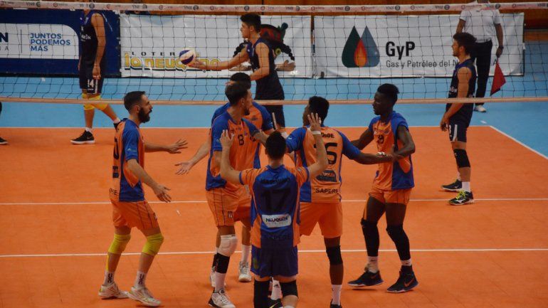 Gigantes busca sumar desde el inicio de los playoffs frente a Morón.