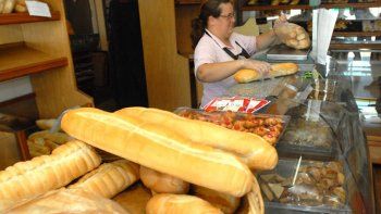 el gobierno y el sector panadero buscan acordar el precio del pan