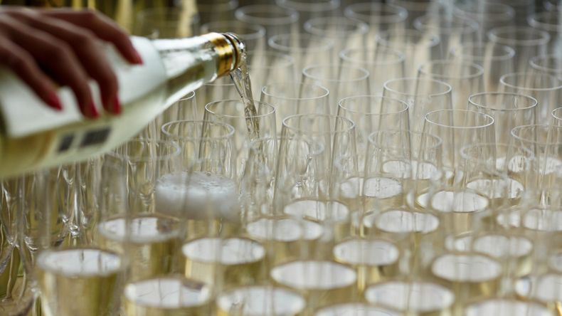 El vino blanco argentino registra un crecimiento histórico del 134% durante enero de 2026. | LM Neuquen El vino blanco argentino registra un crecimiento histórico del 134% durante enero de 2026.