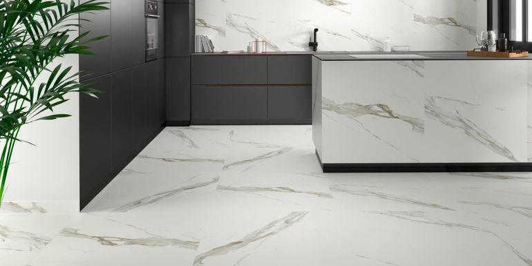 Adiós mármol: este es el material más moderno para renovar tu mesada en 2025