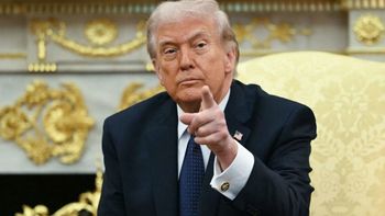 trump anticipa duros ataques a iran y amenaza con la destruccion total trump anticipa duros ataques a iran y amenaza con la destruccion total