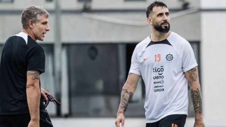 Lucas Pratto contó que casi se va a las manos con Martín Palermo en Olimpia