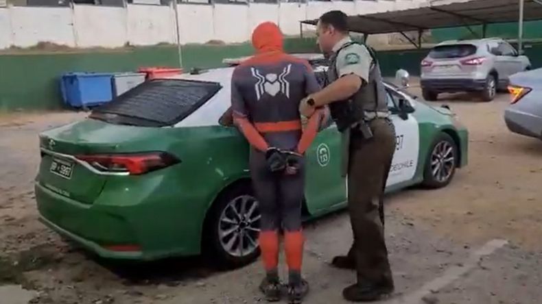 etuvieron a un “Spiderman” con pedido de captura y antecedentes penales | LM Neuquen etuvieron a un “Spiderman” con pedido de captura y antecedentes penales
