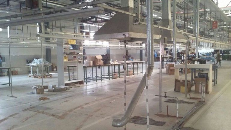 Textil Neuquén cerró la fábrica con un conflicto del gremio ceramista.