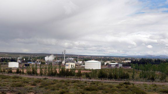 comarca petrolera: en la cuna del pozo 1