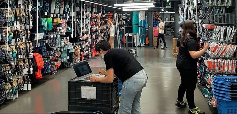 La cadena de ropa deportiva abrirá su primer local en octubre de 2025, luego prevé inaugurar sucursales en las principales ciudades del país. La cadena de ropa deportiva abrirá su primer local en octubre de 2025, luego prevé inaugurar sucursales en las principales ciudades del país.