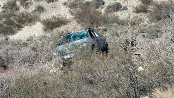 accidente en ruta 14: una mujer volco en el acceso norte a bajada del agrio