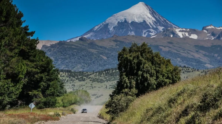 Qué dijo el nuevo administrador de Parques sobre el volcán Lanín