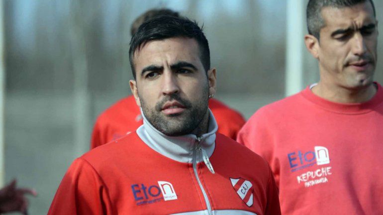 El defensor está listo para volver al once titular luego de la suspensión.