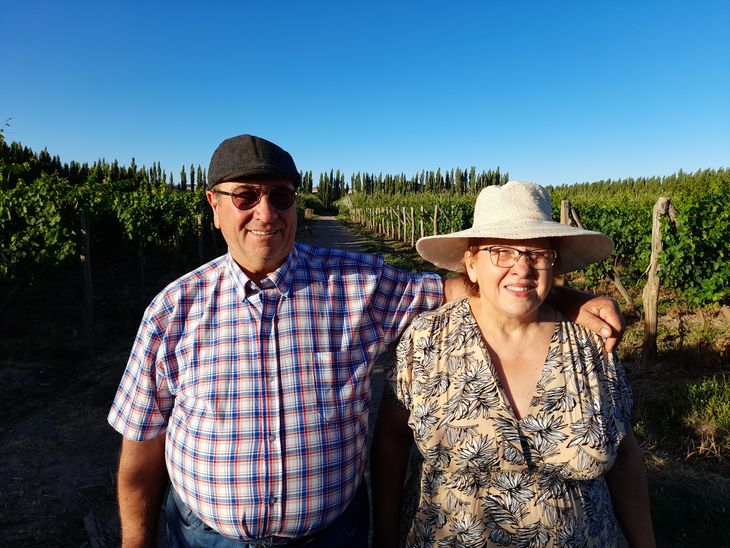 25 años de bodega: El esfuerzo de Lito y Teresa en la elaboración de vinos del Alto Valle. Foto: gentileza. 25 años de bodega: El esfuerzo de Lito y Teresa en la elaboración de vinos del Alto Valle. Foto: gentileza.
