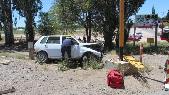 Tres heridos en un choque sobre la Ruta 7 en Centenario