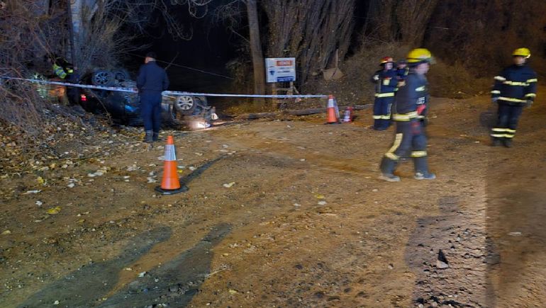 El accidente de tránsito con consecuencias fatales ocurrió alrededor de las 7 en la ruta de Neuquén a Centenario.