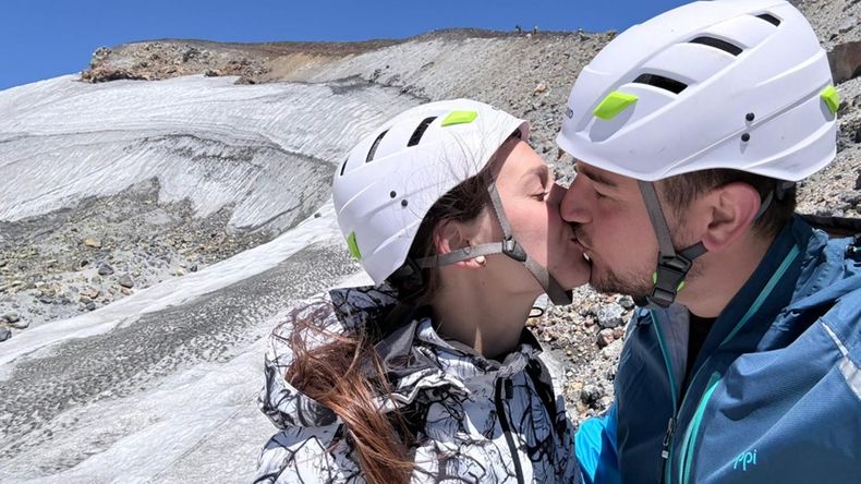 El volcán Copahue fue testigo del compromiso. | LM Neuquen El volcán Copahue fue testigo del compromiso.